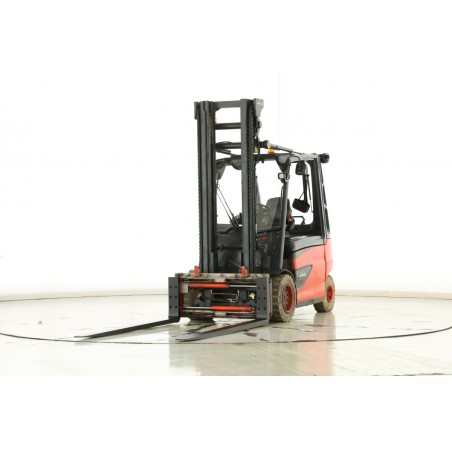 Linde E-40-HL-01-600 Stivuitor electric 4.00T 4.40M 2018  O171689