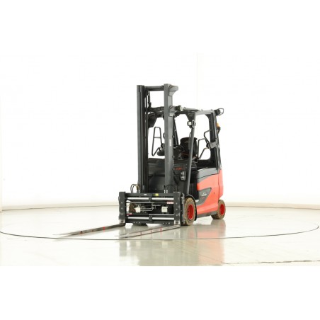 Linde E-30-HL-02-600 Electric forklift 3.00T 4.19M 2020  S172193