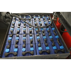 Linde E-35-H-01-600 Stivuitor electric 3.50T 5.00M 2019  Q171866