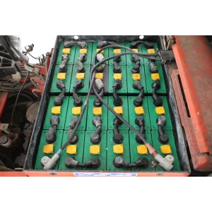 Linde E-20-P-02 Електрически мотокар 2.00T 3.00M 2002  W172347