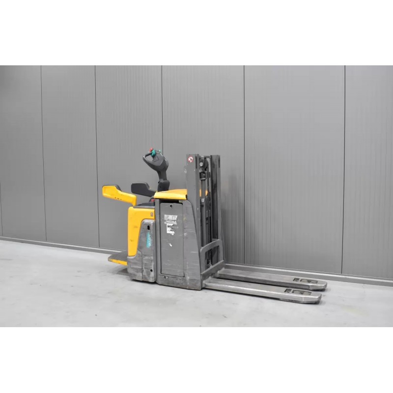 Jungheinrich ERD 220 DRIVEPLUS Electric pallet truck with mast 2.00T 2.01M 2019  O54314