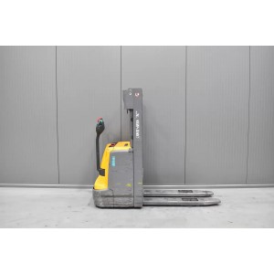 Jungheinrich EJC 216 Electric pallet truck with mast 1.60T 2.40M 2017  E54129