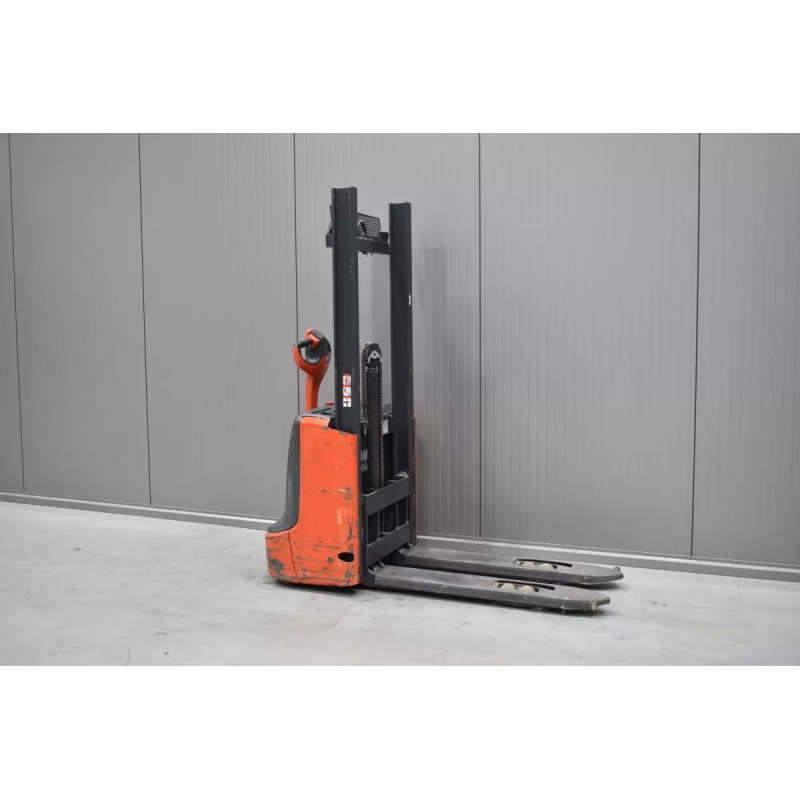 Linde L 10 B Transpaleta electrica cu catarg 1.00T 1.46M 2018  S55143