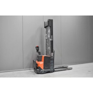 Toyota 8SM12 Electric pallet truck with mast 1.20T 4.15M 2016  T54919