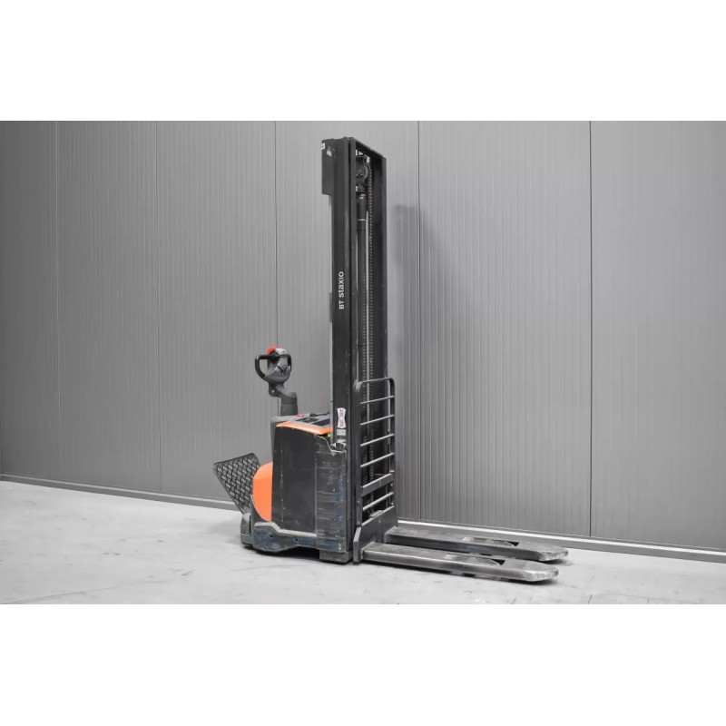 Toyota SWE 120 Transpaleta electrica cu catarg 1.20T 4.15M 2018  C54902