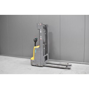 Jungheinrich EJC 110 Transpaleta electrica cu catarg 1.00T 2.90M 2018  H54132