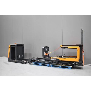 Still EK 11 I  1.10T 4.10M 2012  N54663