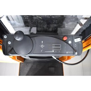 Still EK 11 I  1.10T 4.10M 2012  N54663
