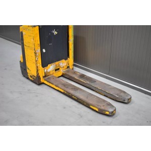 Jungheinrich EJE C20 Electric pallet truck with mast 2.00T 0.75M 2011  R55592