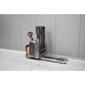 Toyota SWE 200D Transpaleta electrica cu catarg 1.00T 2.10M 2019  V55521