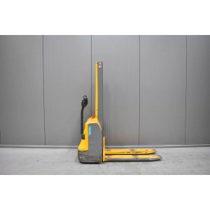 Jungheinrich EMC110 Electric pallet truck with mast 1.00T 1.54M 2016  U54995