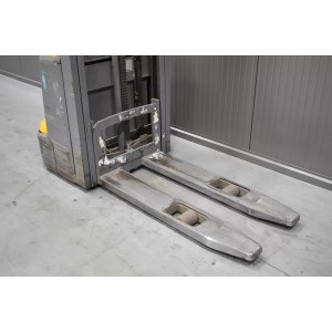 Jungheinrich EJC 112 Transpaleta electrica cu catarg 1.20T 3.60M 2017  G55006