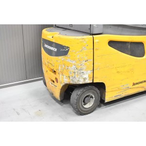 Jungheinrich EFG 425 K Електрически мотокар 2.50T 4.00M 2013  H53007