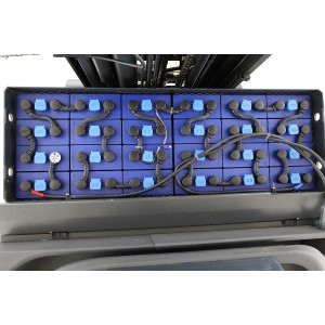 Linde R-14-01 Reach Truck 1.40T 7.96M 2020  S166718