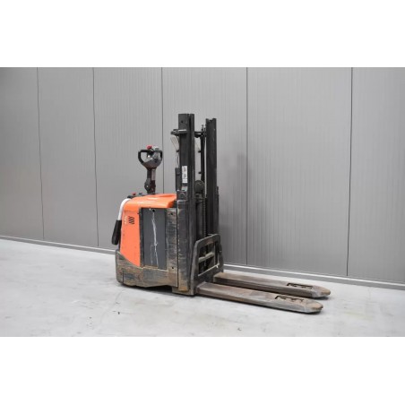 Bt SPE 200D Електрически палетни колички с мачта 1.00T 2.50M 2009  N55713