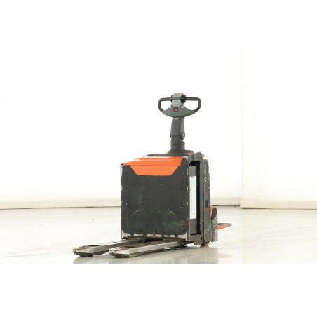 Bt LPE-200 Transpaleta electrica  2.00T 2014  N172563