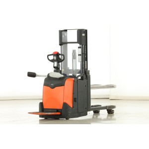 Toyota SPE-200-D Transpaleta electrica cu catarg 2.00T 2.50M 2020  I172733