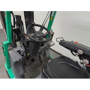 Mitsubishi FG18NT Мотокар за LPG 1.75T 5.50M 2013  AB07082