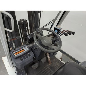 Nissan U1D2A25LQ LPG forklift 2.50T 4.75M 2014  4349GE