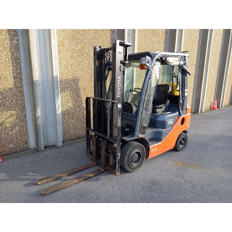 Toyota 02-8FGF18 Stivuitor GPL 1.75T 3.30M 2017  AD79925