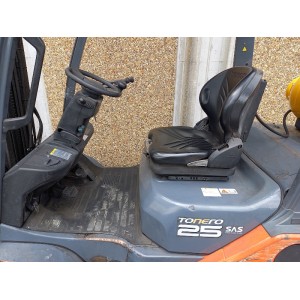 Toyota 02-8FGF25 LPG forklift 2.50T 4.70M 2012  2421GA