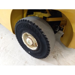 Yale GLP25VX Мотокар за LPG 2.50T 3.30M 2015  AD79922