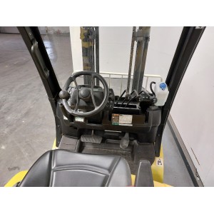 Yale GLP25VX Stivuitor GPL 2.50T 3.30M 2015  AD79921