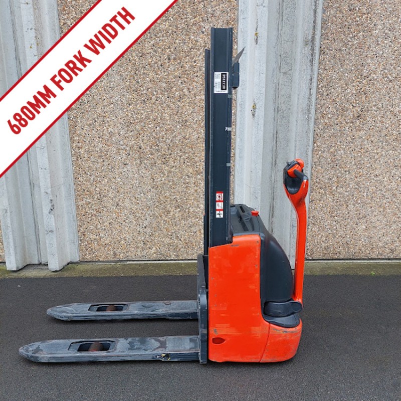 Linde L10 Electric pallet truck with mast 1.00T 1.54M 2011  AE23194