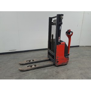 Linde L12 Electric pallet truck with mast 1.20T 2.50M 2013  4901GE