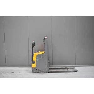 Jungheinrich EJD 118 Electric pallet truck with mast 1.80T 2.01M 2019  D55878