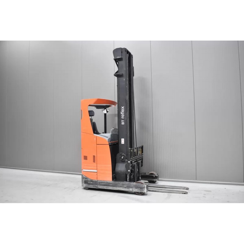 Bt RRE 160 E Reach Truck 1.60T 8.50M 2015  V55821