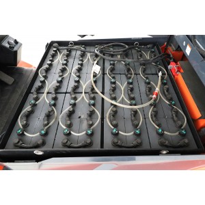 Toyota 8-FBMT-40 Електрически мотокар 4.00T 4.00M 2017  L173336