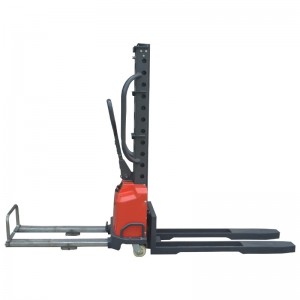 Self-loading electric pallet stacker with mast 0.5T 1.3M SCDS0513