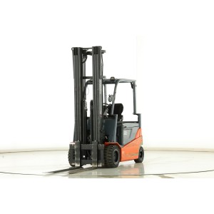 Toyota 8-FBMT-30 Electric forklift 3.00T 6.50M 2016  Y173724