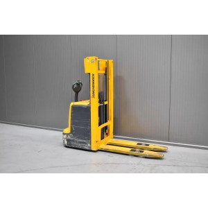 Jungheinrich EJC 212 Transpaleta electrica cu catarg 1.20T 2.50M 2014  X56273