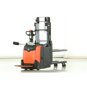 Bt SPE-200-D Електрически палетни колички с мачта 2.00T 2.10M 2016  O173739