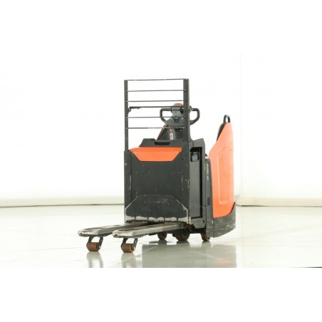 Toyota LPE-200 Transpaleta electrica  2.00T 2018  Q174316