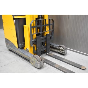 Jungheinrich ETM 214 Reach Truck 1.40T 7.10M 2008  Q56366