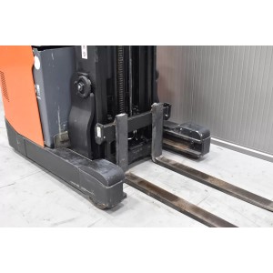 Toyota RRE 140 H Reach Truck 1.40T 8.00M 2017  W56172