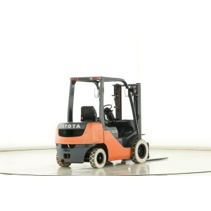 Toyota 02-8-FD-25 Дизелов мотокар 2.50T 3.00M 2011  G173131