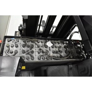 Caterpillar NR14N2S Reach Truck 1.40T 7.00M 2017  Y56349