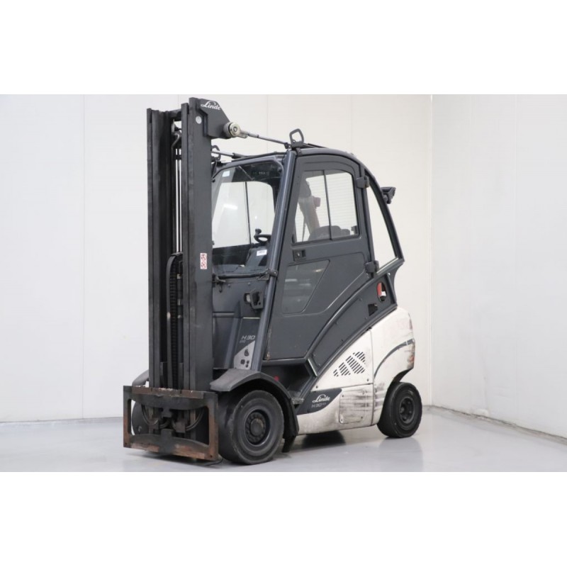 H30t-02 LINDE Stivuitor GPL 3.00T 6.60M 2020  OB32