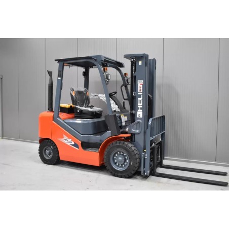 Heli CPCD25-KU20H Stivuitor diesel 2.50T 4.70M 2024  E55554