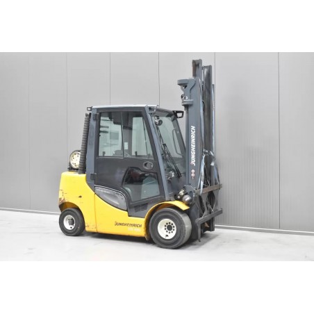 Jungheinrich TFG 435S Мотокар за LPG 3.50T 5.50M 2015  B56251