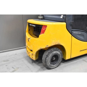 Jungheinrich DFG 430 S Дизелов мотокар 3.00T 4.70M 2015  B56501