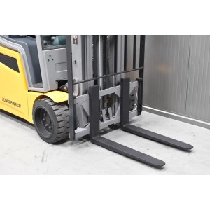 Jungheinrich EFG 218 K Stivuitor electric 1.80T 8.00M 2018  B55951