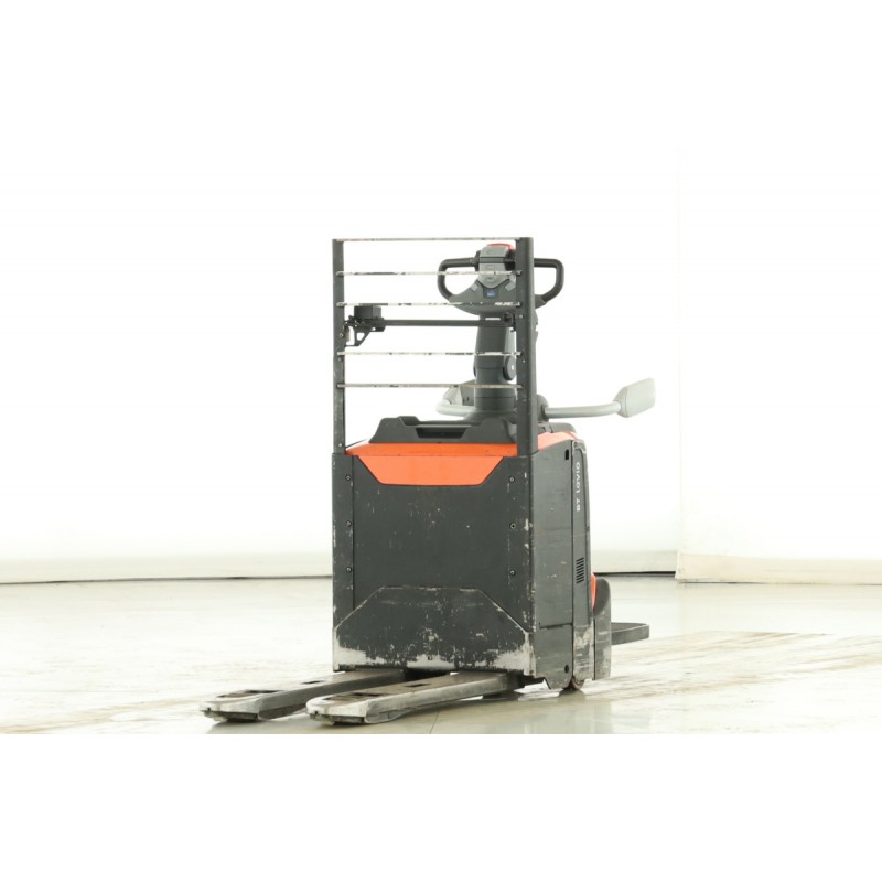 Toyota LPE-200 Transpaleta electrica  2.00T 2020  P174940