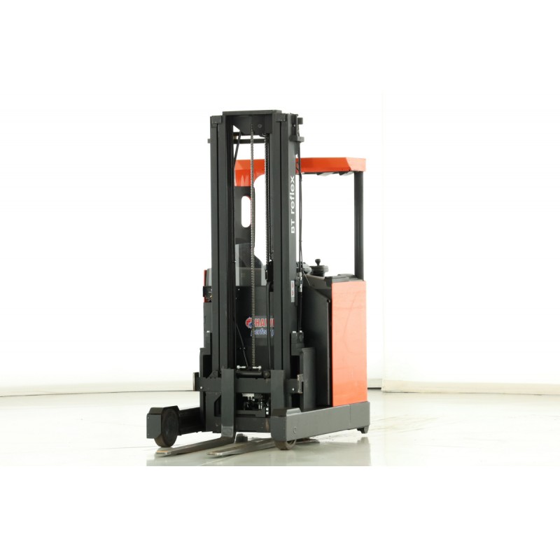 Bt RRE-140-M Reach Truck 1.40T 5.70M 2015  M174487