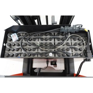 Bt RRE-140-M Reach Truck 1.40T 5.70M 2015  M174487