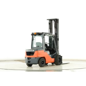 Toyota 52-8-FDJF-35 Stivuitor diesel 3.50T 6.00M 2021  Y174699